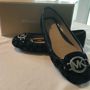 Michael Kors Fulton Star Printed flats